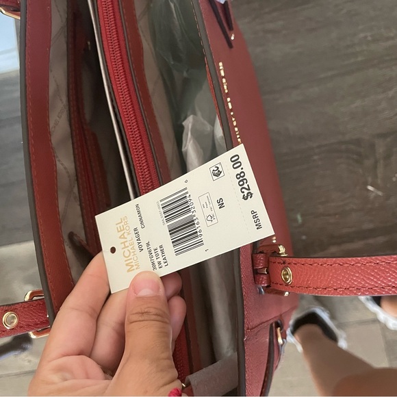 Michael kors tote - Picture 4 of 5